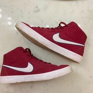 High top Nikes